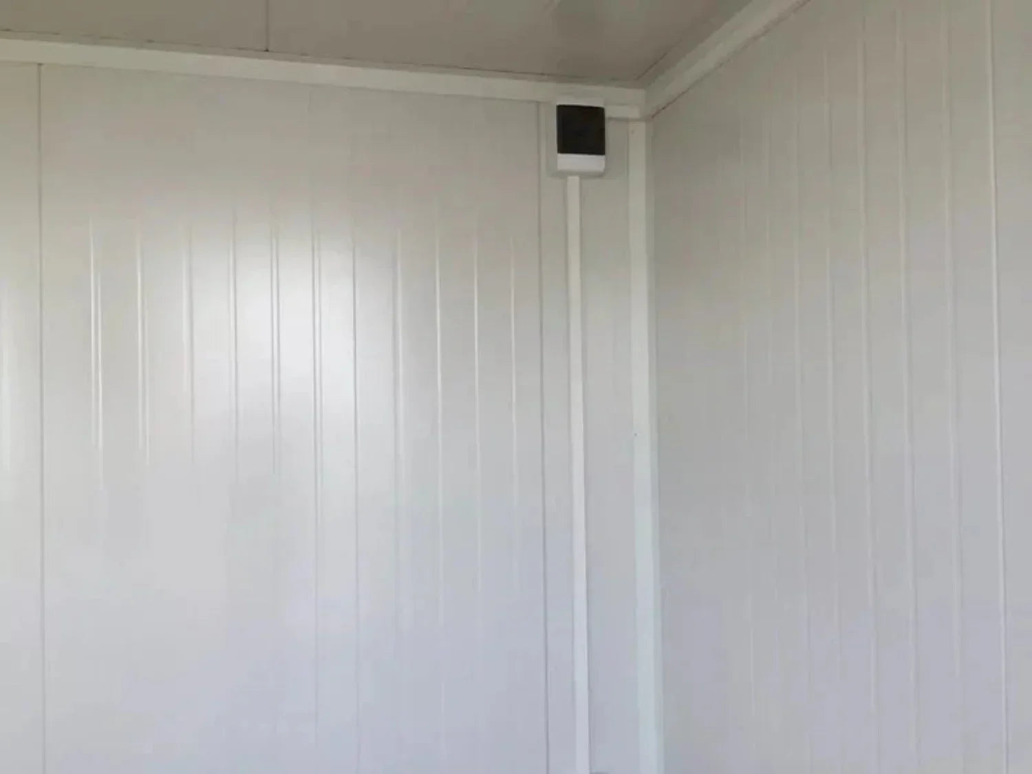 Bürocontainer. 3,50 × 2,20m