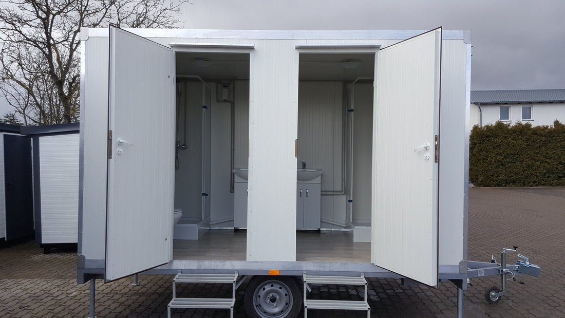 Mobiler Toilettenwagen mit Doppel-WC und Dusche – Sofort Einsatzbereit