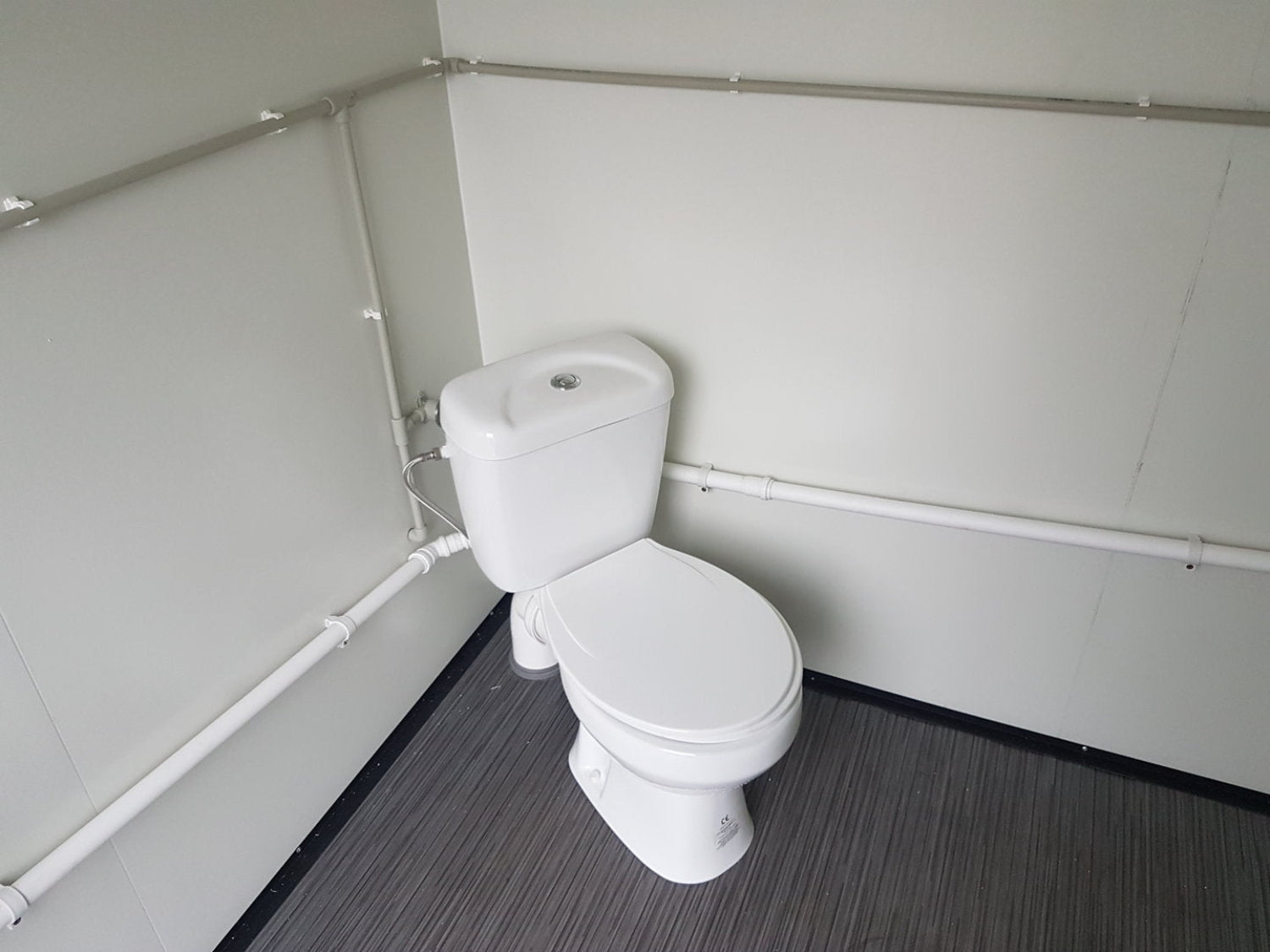 Toilettenwagen mit Doppel-WC 3,50x2M 750KG